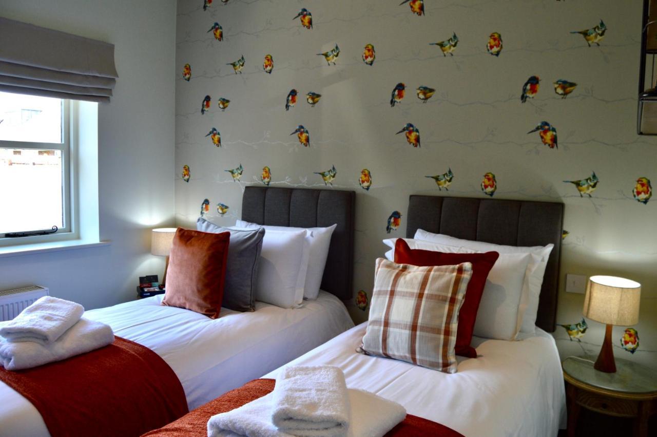 פיטרספילד The Nest Hotel & Restaurant מראה חיצוני תמונה